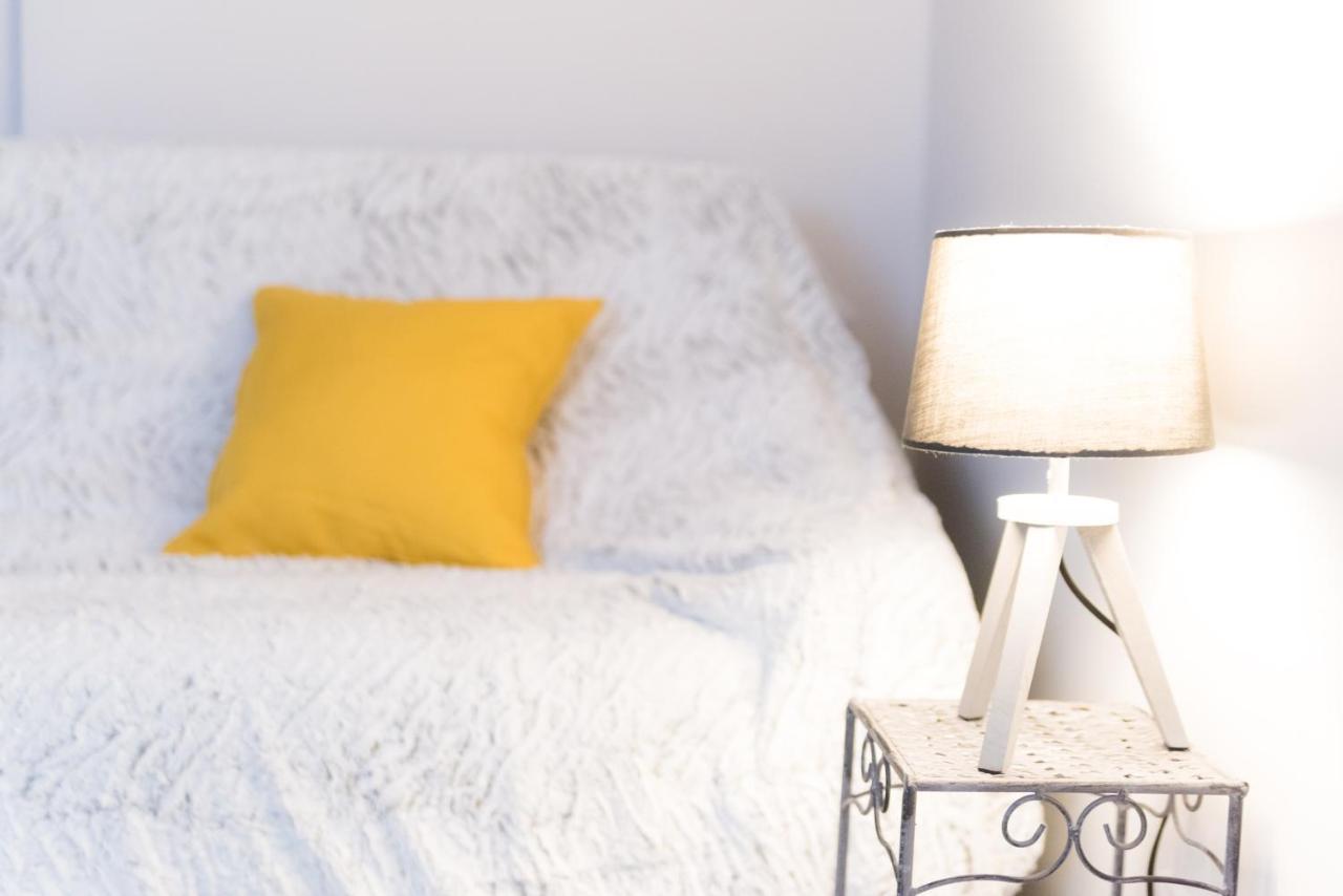 Ravissant Triplex Et Duplex Au Centre De Pont St Esprit 아파트 외부 사진