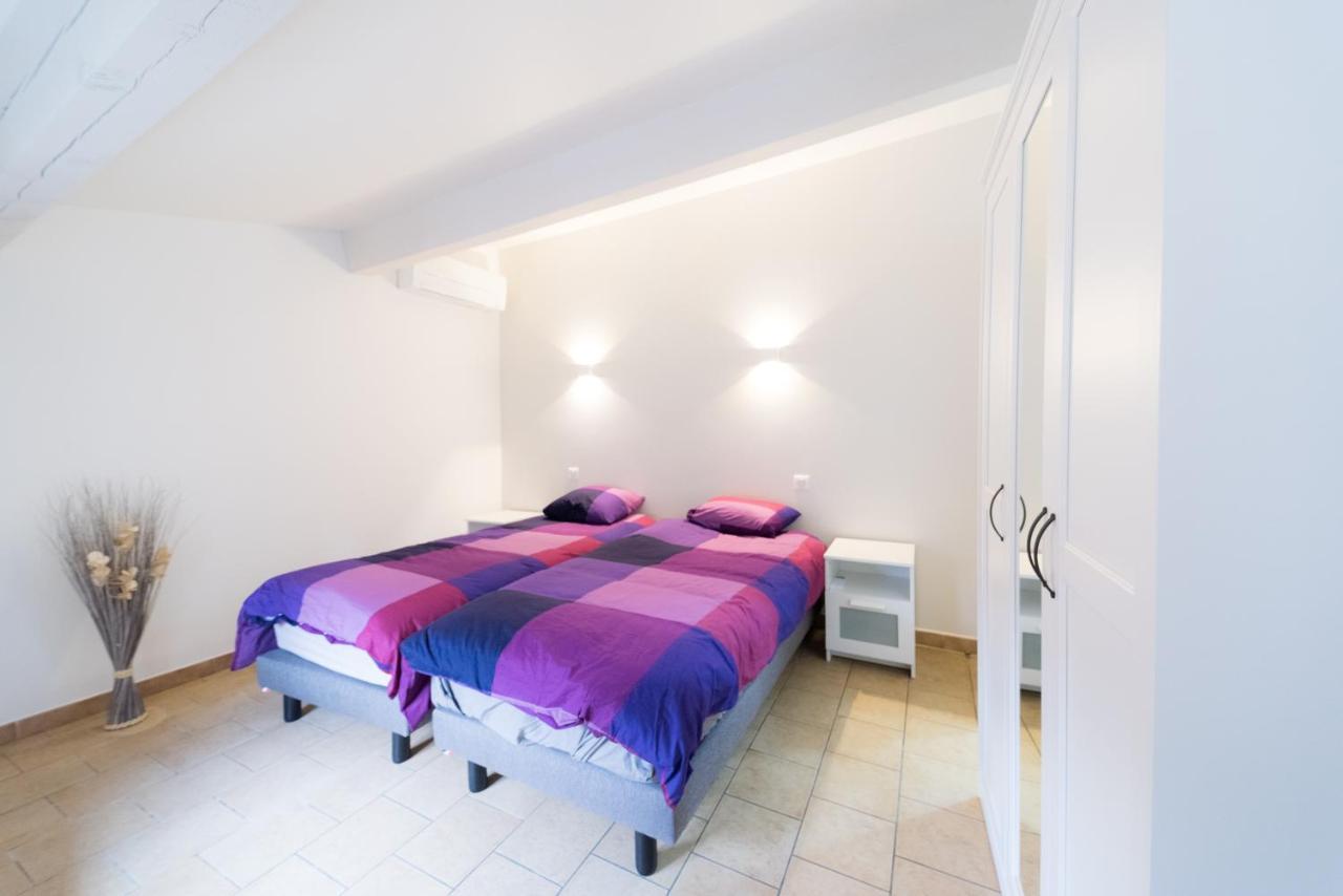 Ravissant Triplex Et Duplex Au Centre De Pont St Esprit 아파트 외부 사진